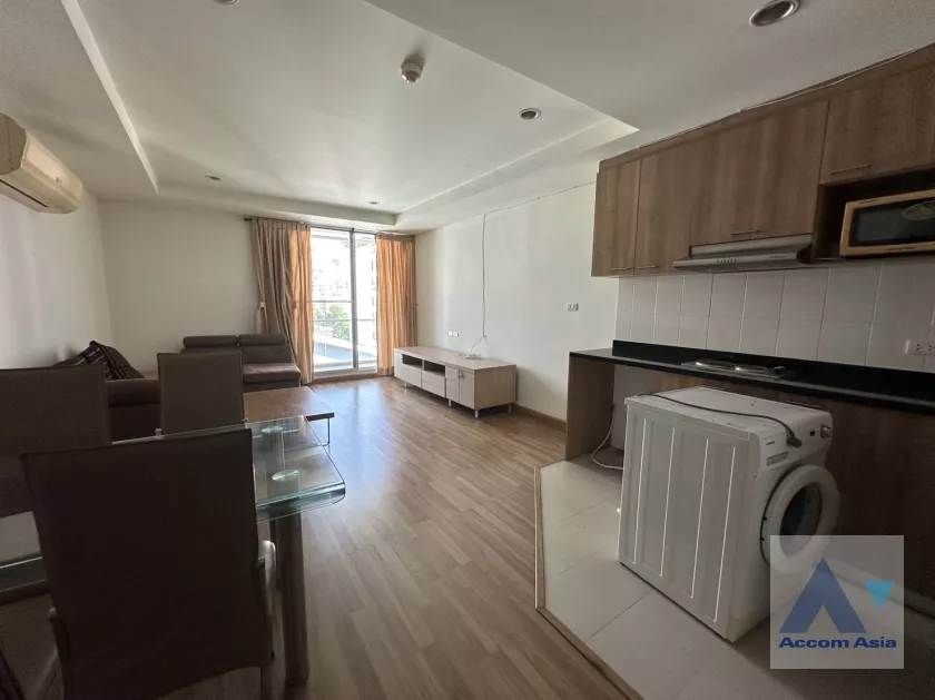 unit 2 Bedrooms  Apartment For Rent in Sukhumvit, Bangkok  near BTS Phrom Phong (AA37426)