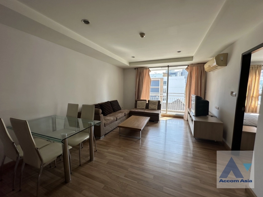 unit 2 Bedrooms  Apartment For Rent in Sukhumvit, Bangkok  near BTS Phrom Phong (AA37427)