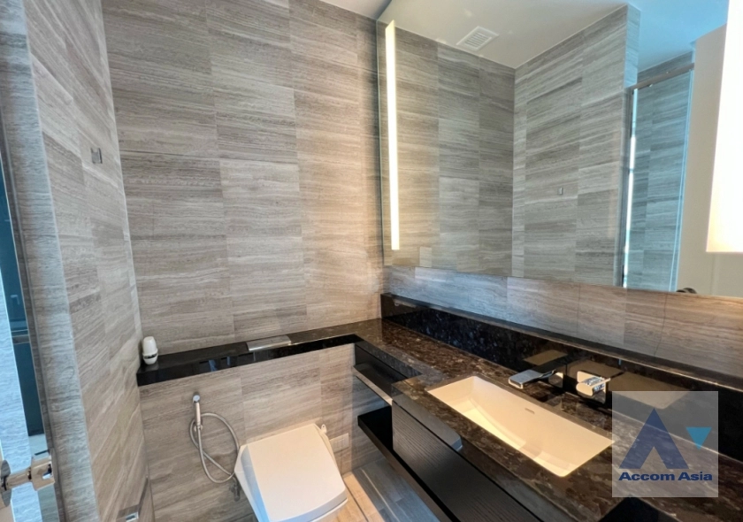 13  4 br Condominium For Rent in Sathorn ,Bangkok BTS Saphan Taksin at Four Seasons Private Residences AA37437