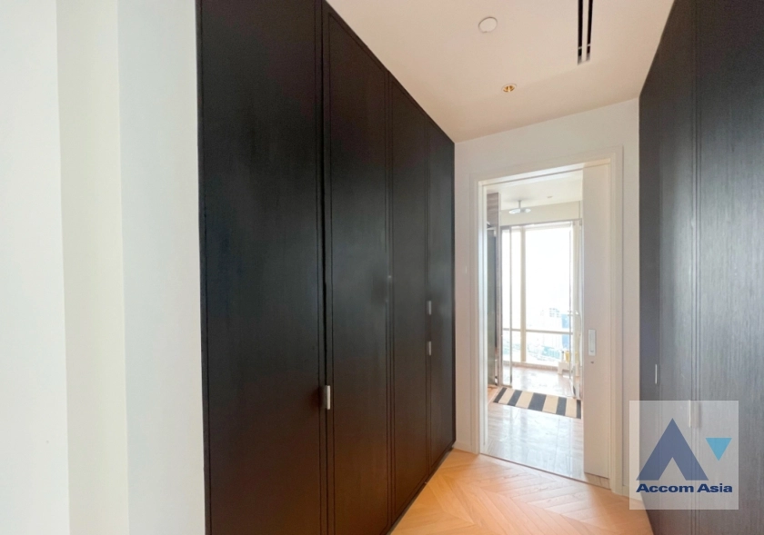 11  4 br Condominium For Rent in Sathorn ,Bangkok BTS Saphan Taksin at Four Seasons Private Residences AA37437