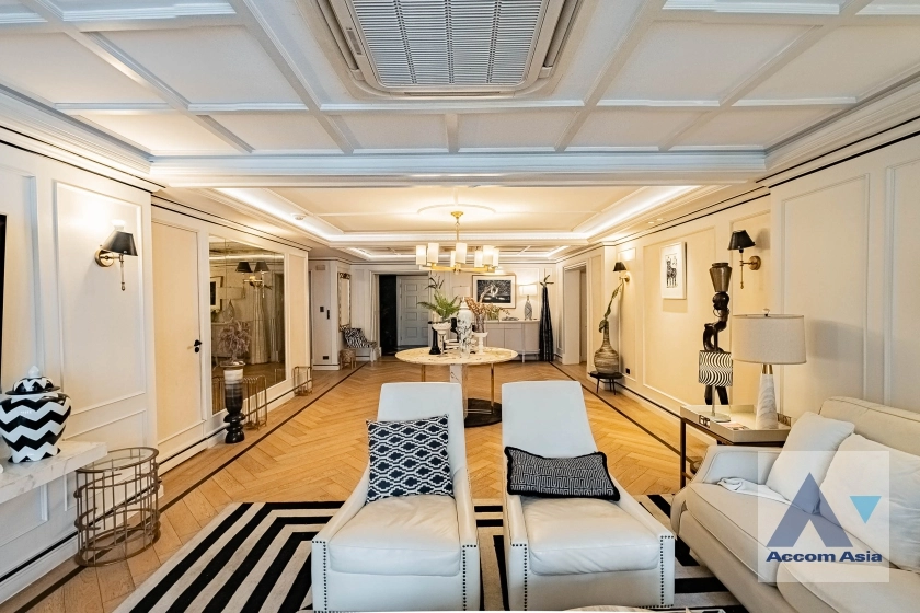 unitFully Furnished |  Exclusive residence. Only one unit / floor at Mahogany Tower, Sukhumvit (AA37439)