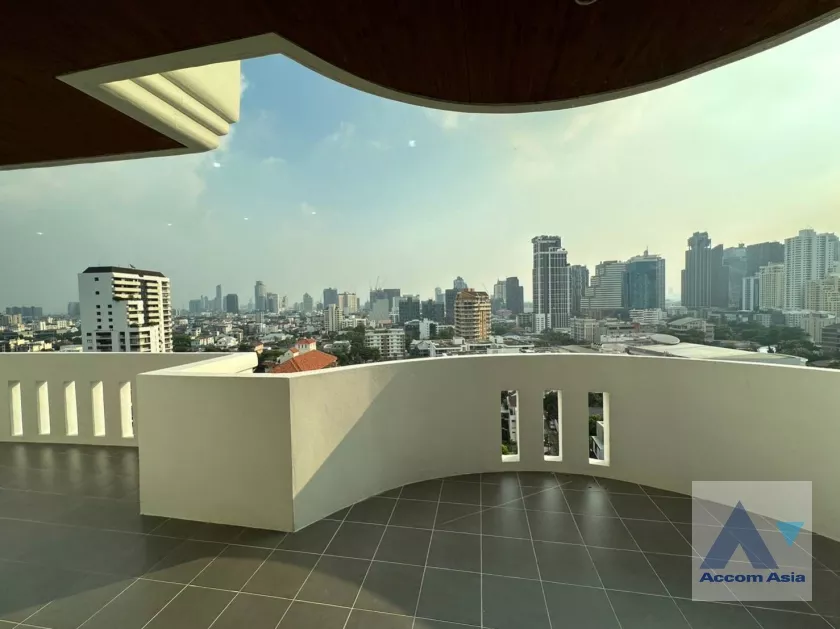  2  3 br Apartment For Rent in Sukhumvit ,Bangkok BTS Ekkamai at Panoramic view on balcony AA37447