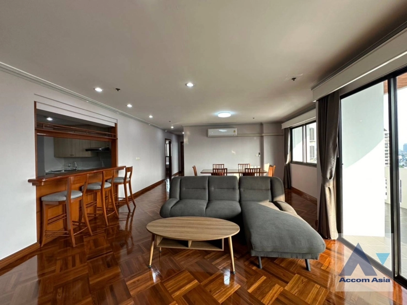 4  3 br Apartment for rent and sale in Sukhumvit ,Bangkok BTS Ekkamai at Panoramic view on balcony AA37447