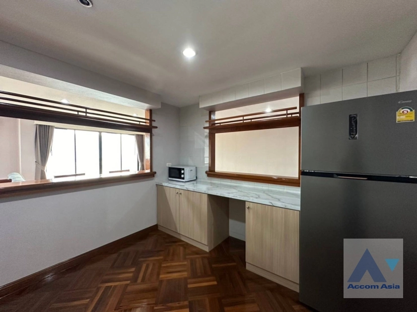 10  3 br Apartment for rent and sale in Sukhumvit ,Bangkok BTS Ekkamai at Panoramic view on balcony AA37447
