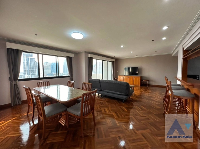 8  3 br Apartment for rent and sale in Sukhumvit ,Bangkok BTS Ekkamai at Panoramic view on balcony AA37447