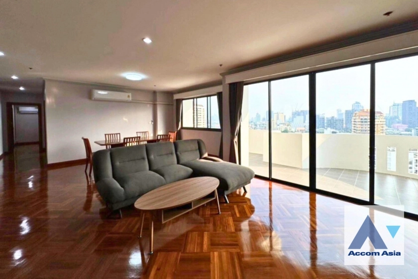  1  3 br Apartment for rent and sale in Sukhumvit ,Bangkok BTS Ekkamai at Panoramic view on balcony AA37447