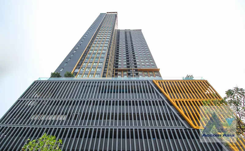  2 Bedrooms  Condominium For Sale in Ratchadapisek, Bangkok  (AA37473)