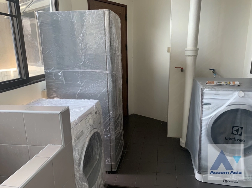 28  4 br Condominium for rent and sale in Sukhumvit ,Bangkok BTS Phrom Phong at Promsuk Condominium AA37481