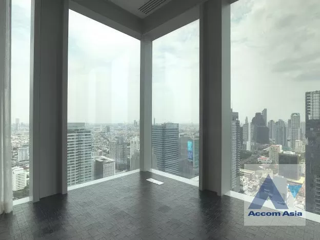  3 Bedrooms  Condominium For Rent in Silom, Bangkok  near BTS Chong Nonsi (AA37482)