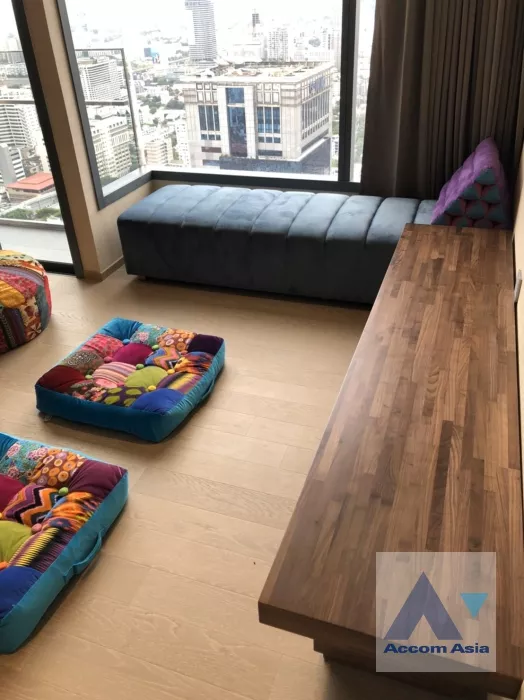 unit 1 Bedroom  Condominium For Rent in Sukhumvit, Bangkok  near BTS Asok - MRT Sukhumvit (AA37485)