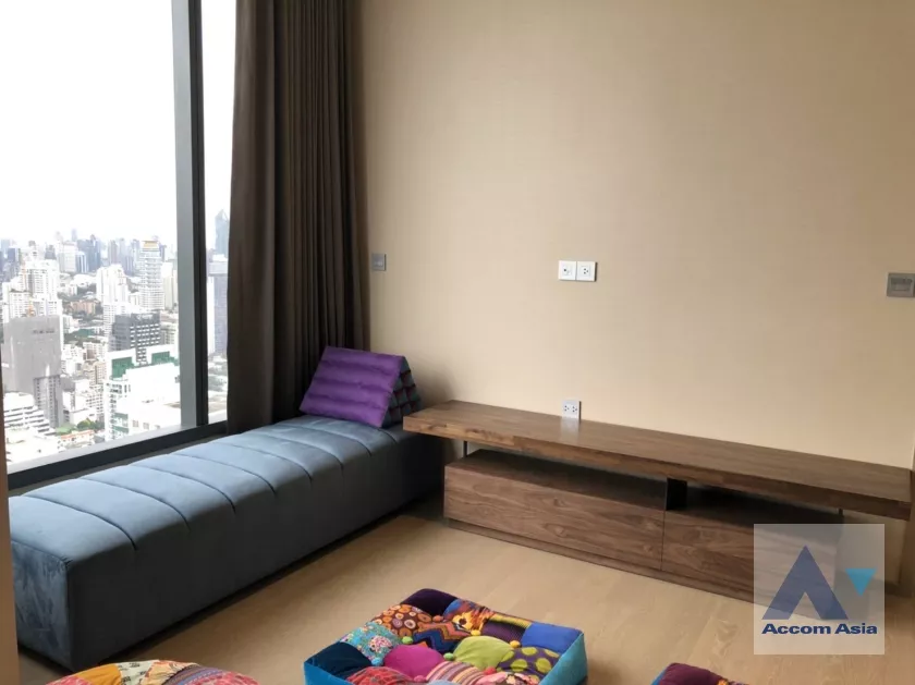 unit 1 Bedroom  Condominium For Rent in Sukhumvit, Bangkok  near BTS Asok - MRT Sukhumvit (AA37485)