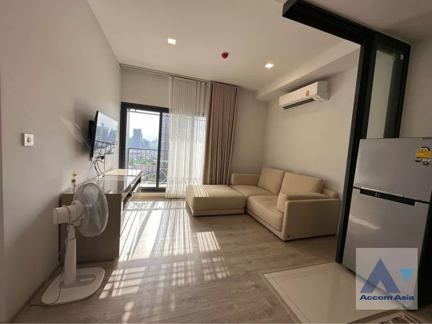 The Tree Pattanakarn Ekkamai Condominium  2 Bedroom for Sale & Rent ARL Ramkhamhaeng in Pattanakarn Bangkok