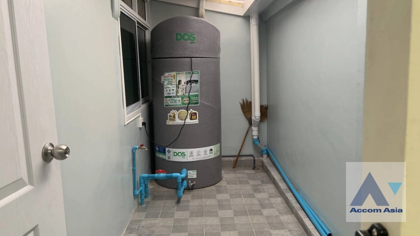 25  4 br Townhouse for rent and sale in Sukhumvit ,Bangkok BTS Nana AA37501