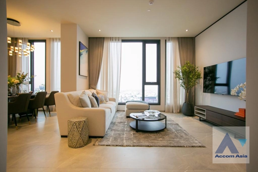 unit 3 Bedrooms  Condominium For Rent & Sale in Sukhumvit, Bangkok  near BTS Thong Lo - BTS Ekkamai (AA37521)