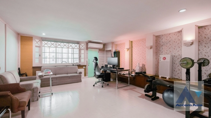 13  4 br Condominium For Sale in Sukhumvit ,Bangkok BTS Phrom Phong at Premier Condominium AA37526