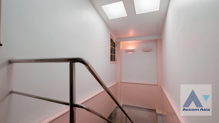 17  4 br Condominium For Sale in Sukhumvit ,Bangkok BTS Phrom Phong at Premier Condominium AA37526