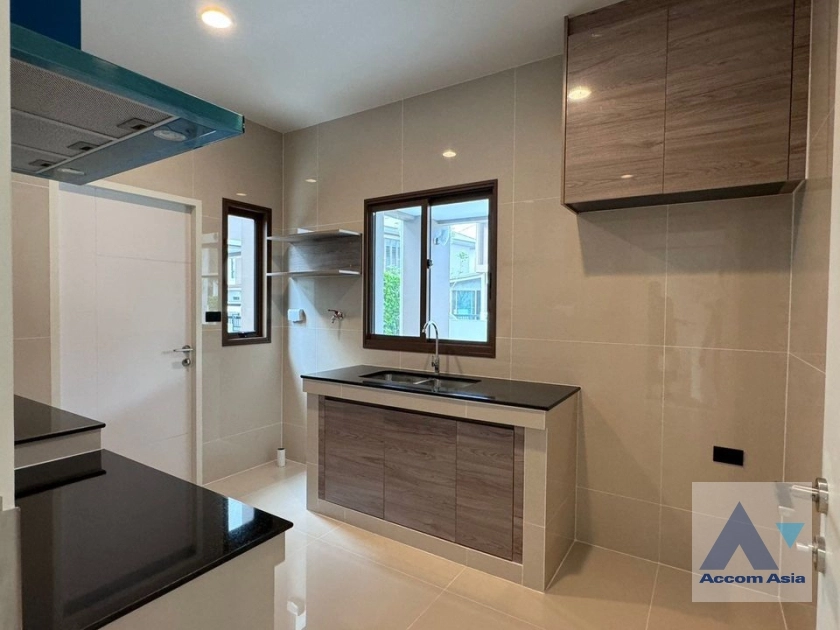 17  4 br House for rent and sale in Ramkhamhaeng ,Bangkok  at Burasiri Krungthep Kreetha AA37534