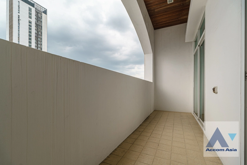 11  4 br Apartment for rent and sale in Sukhumvit ,Bangkok BTS Asok - MRT Sukhumvit at Elegant place for a Pet Friendly AA37535