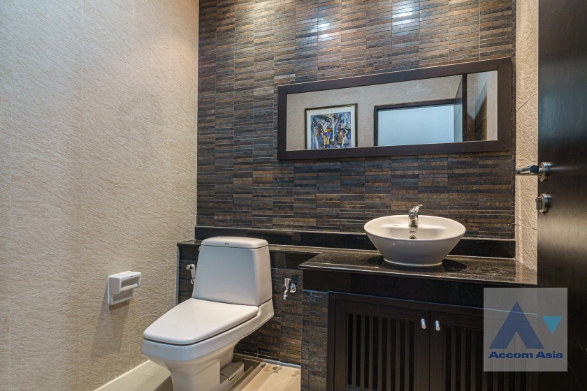 12  4 br Apartment for rent and sale in Sukhumvit ,Bangkok BTS Asok - MRT Sukhumvit at Elegant place for a Pet Friendly AA37535