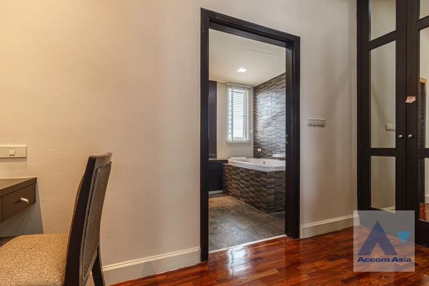 20  4 br Apartment for rent and sale in Sukhumvit ,Bangkok BTS Asok - MRT Sukhumvit at Elegant place for a Pet Friendly AA37535