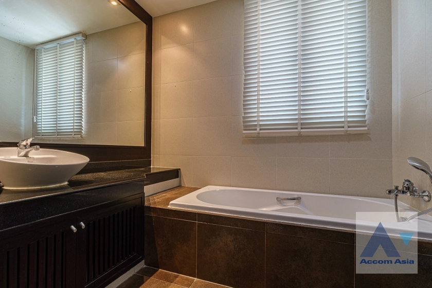 27  4 br Apartment for rent and sale in Sukhumvit ,Bangkok BTS Asok - MRT Sukhumvit at Elegant place for a Pet Friendly AA37535