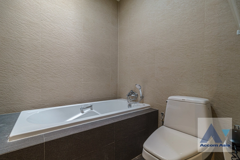 31  4 br Apartment for rent and sale in Sukhumvit ,Bangkok BTS Asok - MRT Sukhumvit at Elegant place for a Pet Friendly AA37535