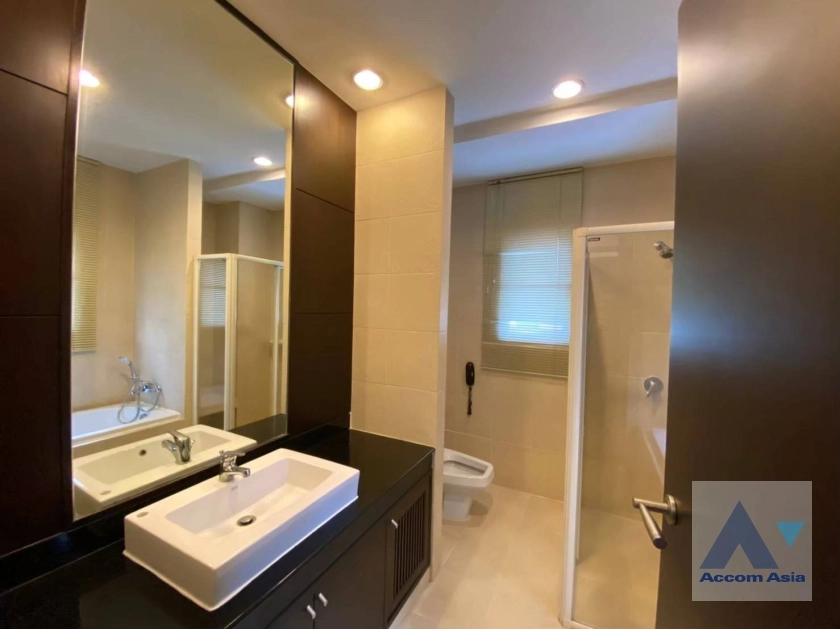 8  3 br Apartment for rent and sale in Sukhumvit ,Bangkok BTS Asok - MRT Sukhumvit at Elegant place for a Pet Friendly AA37537