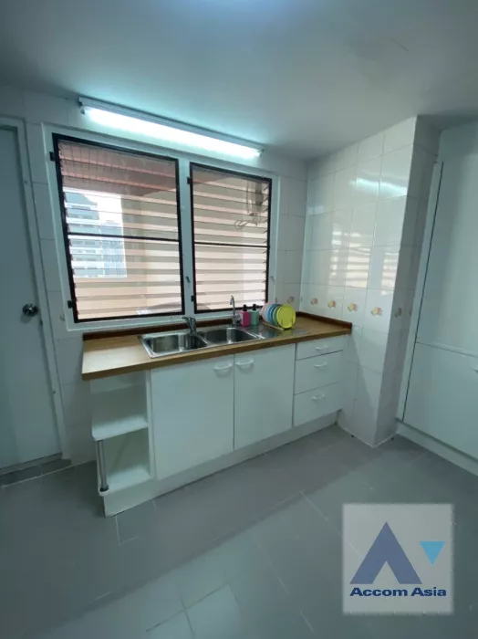 5  3 br Apartment For Rent in Sukhumvit ,Bangkok BTS Thong Lo at Suite For Family AA37549
