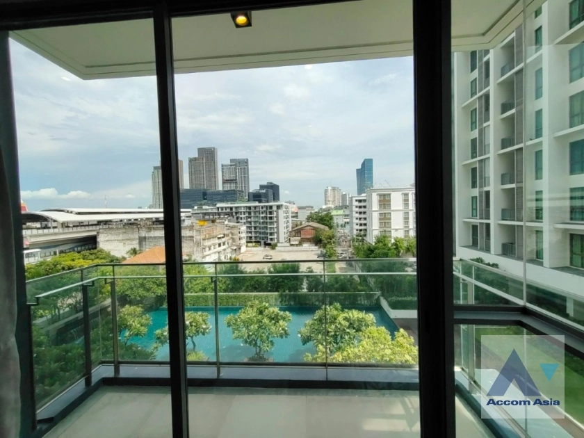 9  2 br Condominium For Sale in Sukhumvit ,Bangkok BTS Punnawithi at The Room Sukhumvit 62 AA37559