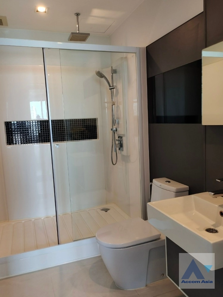 7  2 br Condominium For Sale in Sukhumvit ,Bangkok BTS Punnawithi at The Room Sukhumvit 62 AA37559