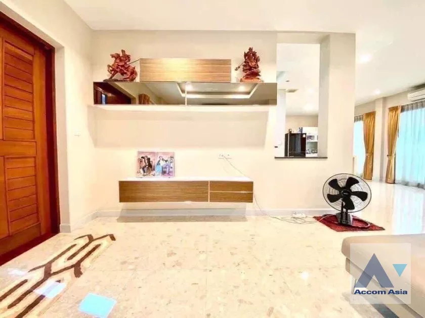 9  4 br House For Sale in  ,Nonthaburi  at Grand Bangkok Boulevar Ratchapruek – Rattanathibet AA37565