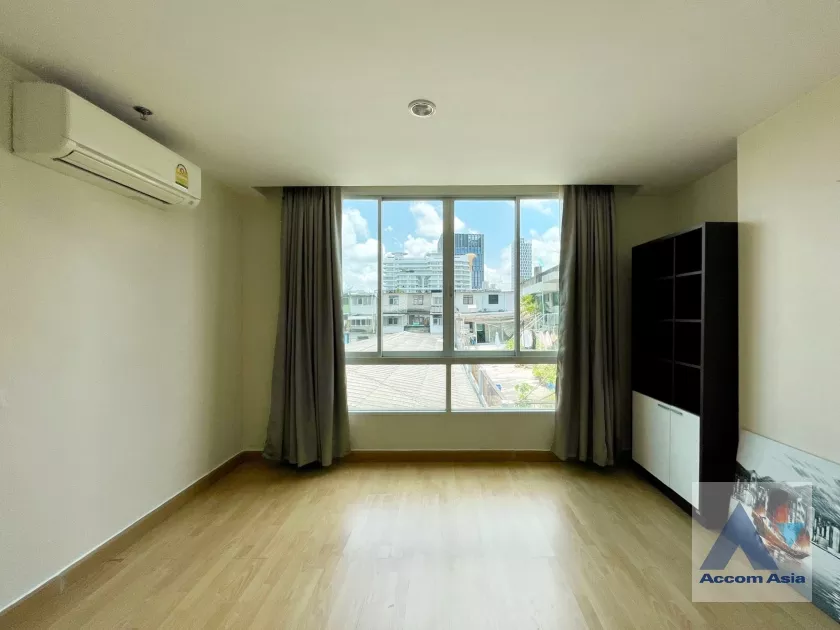 10  2 br Condominium For Rent in Sukhumvit ,Bangkok BTS Bang Chak at Symphony Sukhumvit AA37656