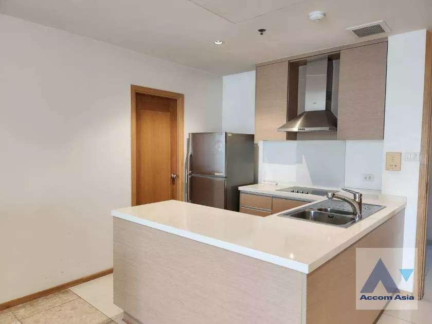 unit 2 Bedrooms  Condominium For Rent in Sathorn, Bangkok  near BTS Chong Nonsi - BRT Sathorn (AA37662)