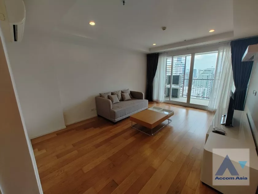 unit 3 Bedrooms  Condominium For Rent in Sukhumvit, Bangkok  near BTS Asok - MRT Sukhumvit (AA37664)