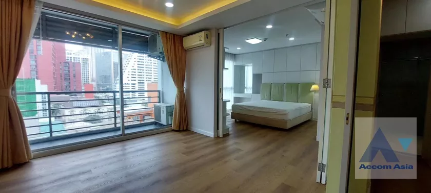  1 Bedroom  Condominium For Sale in Phaholyothin, Bangkok  near BTS Ari (AA37670)