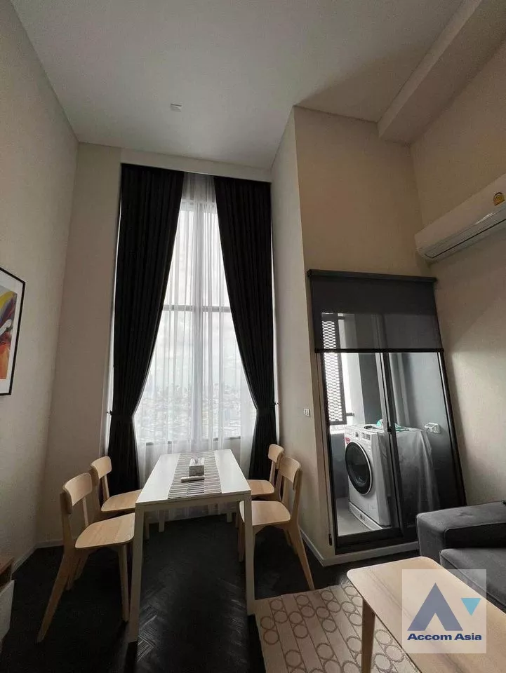 Duplex Condo |  Siamese Sukhumvit S48 Condominium Condominium  1 Bedroom for Rent BTS On Nut in Sukhumvit Bangkok