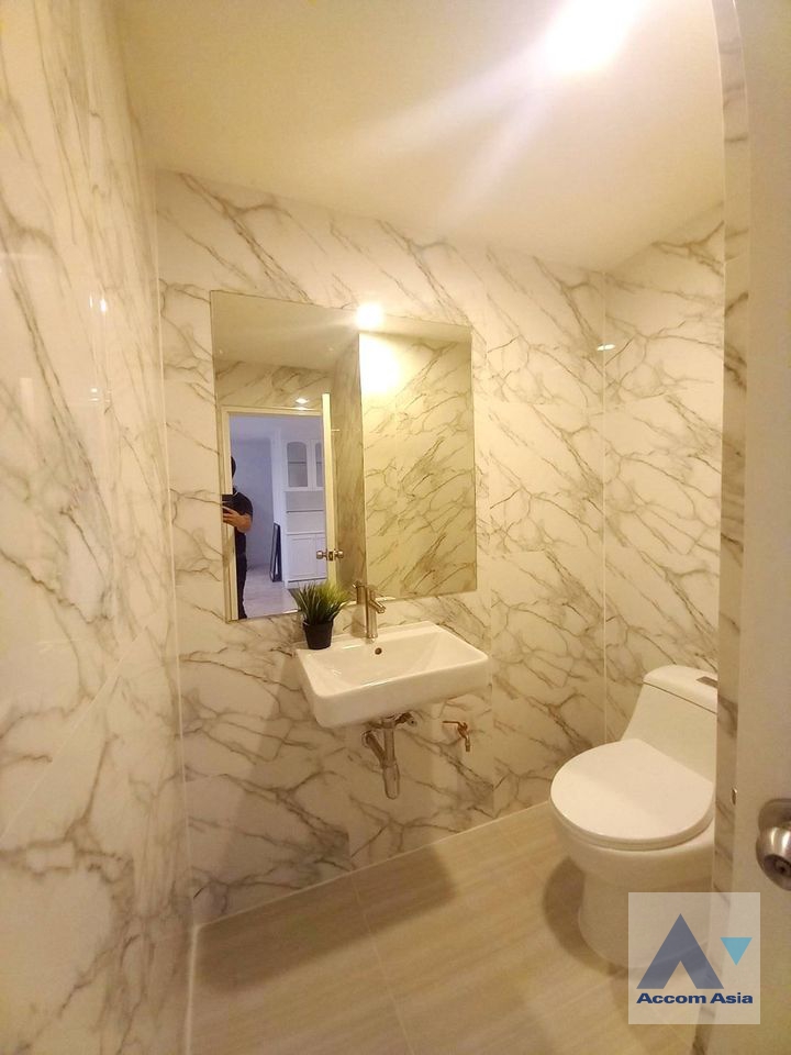 11  1 br Condominium For Rent in Sukhumvit ,Bangkok  at Waterford Park  AA37687