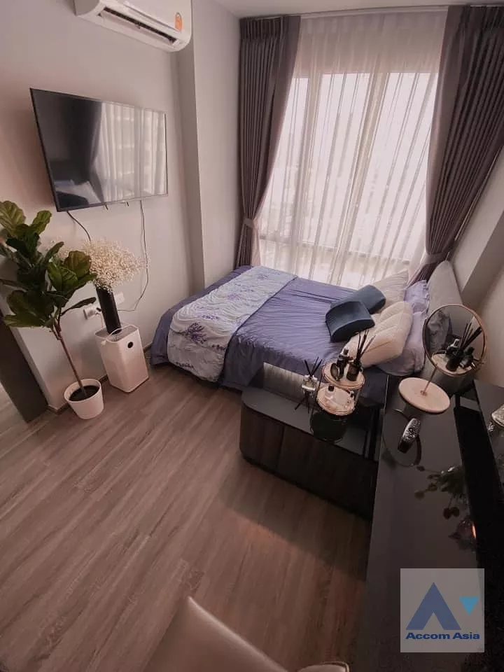 Ideo Mobi Rang Nam Condominium  1 Bedroom for Sale BTS Victory Monument in Phaholyothin Bangkok