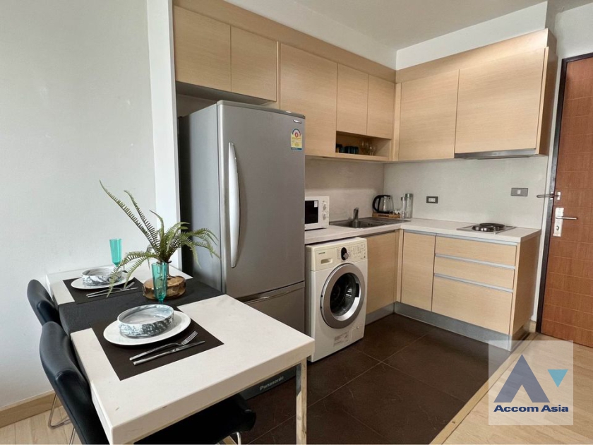 unit 1 Bedroom  Condominium For Rent & Sale in Sukhumvit, Bangkok  near BTS Thong Lo (AA37689)