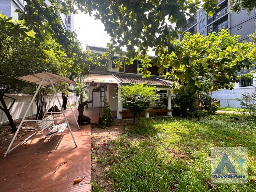 24  3 br House For Rent in Ploenchit ,Bangkok BTS Ploenchit 95192