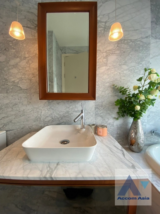 11  2 br Condominium for rent and sale in Sukhumvit ,Bangkok BTS Thong Lo at KHUN by Yoo AA37706