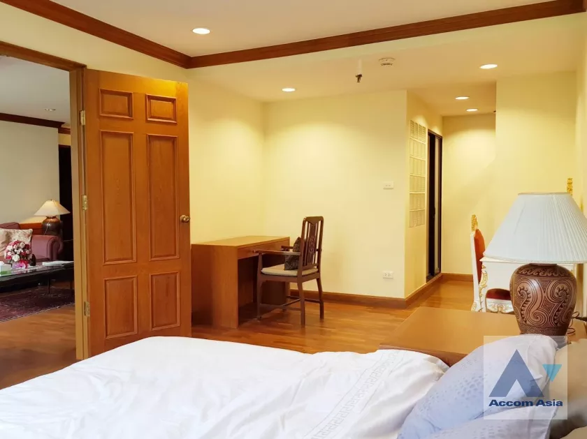 13  2 br Condominium For Rent in Ploenchit ,Bangkok BTS Chitlom at Somkid Gardens AA37721