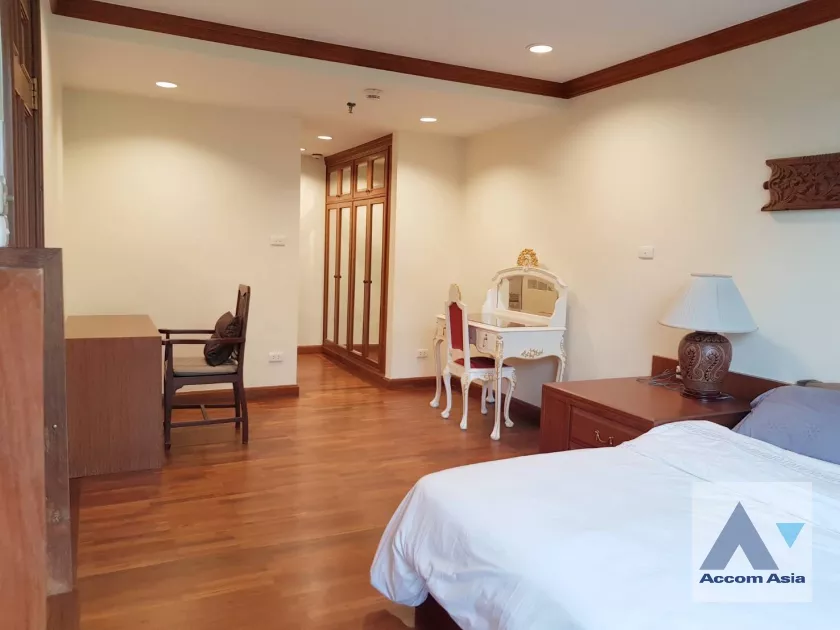 14  2 br Condominium For Rent in Ploenchit ,Bangkok BTS Chitlom at Somkid Gardens AA37721