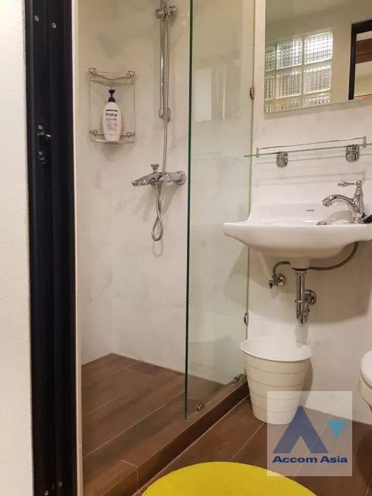 16  2 br Condominium For Rent in Ploenchit ,Bangkok BTS Chitlom at Somkid Gardens AA37721