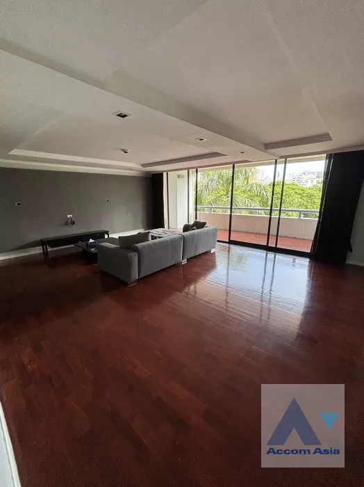  1  3 br Condominium For Rent in Ploenchit ,Bangkok BTS Chitlom at Somkid Gardens AA37722