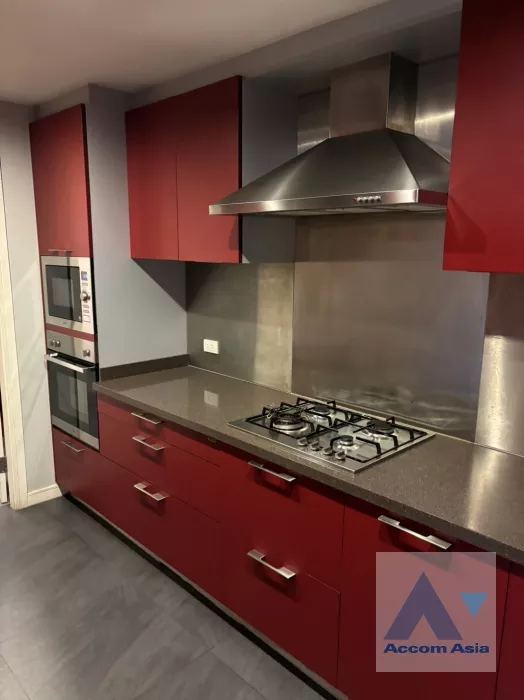 4  3 br Condominium For Rent in Ploenchit ,Bangkok BTS Chitlom at Somkid Gardens AA37722