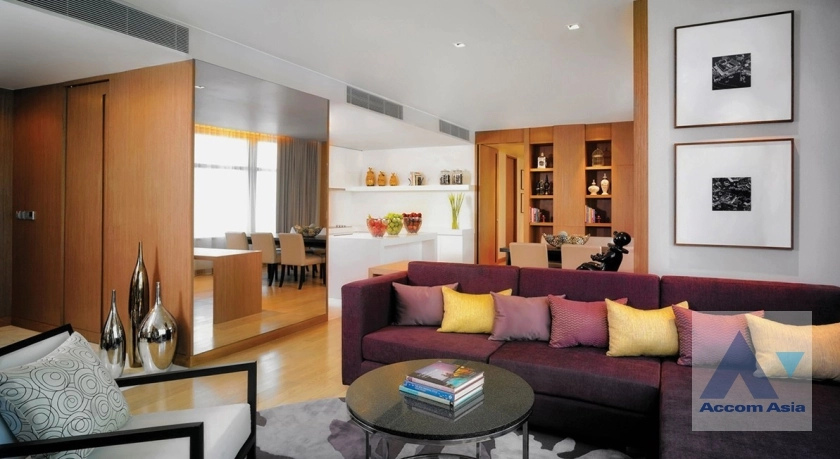  2  3 br Apartment For Rent in Sukhumvit ,Bangkok BTS Thong Lo at Executive Apartment AA37745