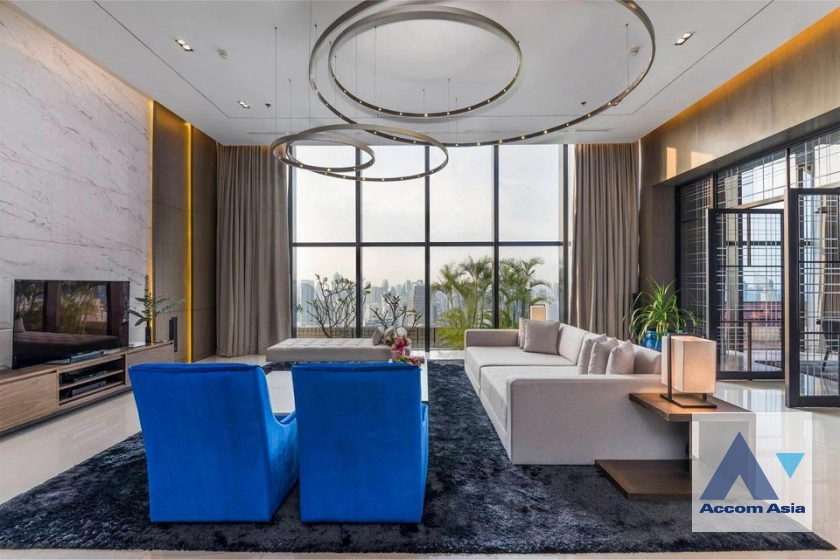 Huge Terrace, Private Swimming Pool, Penthouse |  Contemporary luxury living Apartment  3 Bedroom for Rent BTS Phrom Phong in Sukhumvit Bangkok