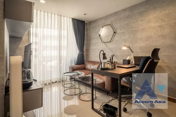  2 Bedrooms  Condominium For Rent & Sale in Sukhumvit, Bangkok  near BTS Phrom Phong (AA37818)