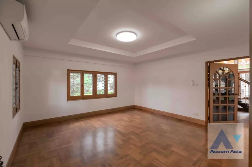 10  3 br House for rent and sale in Phaholyothin ,Bangkok BTS Victory Monument AA37860